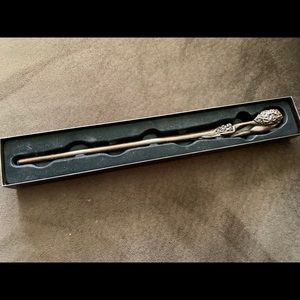 The Wizarding World of Harry Potter Wand